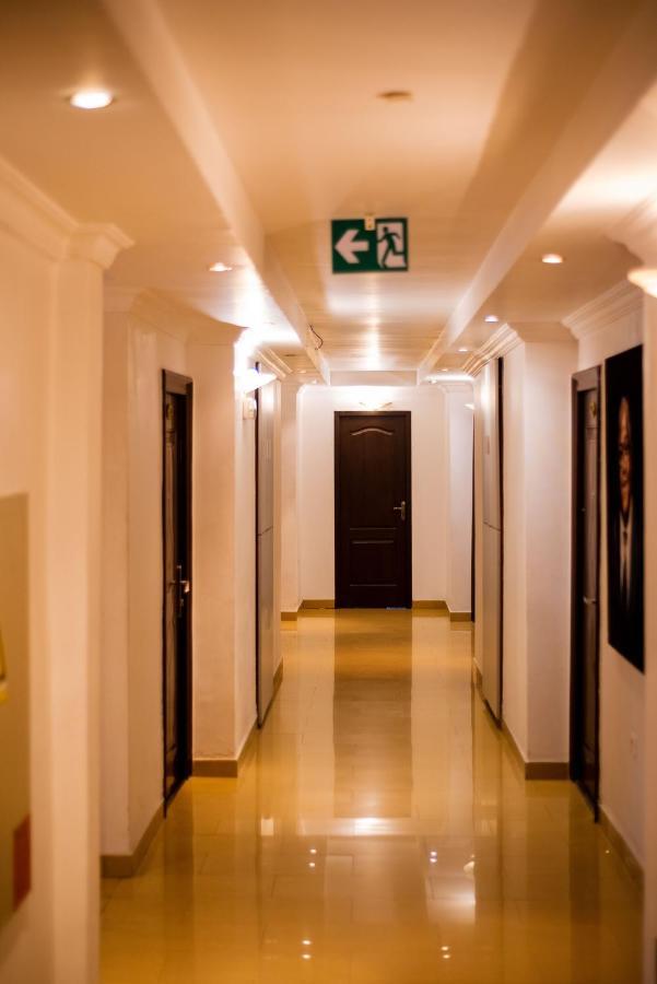 Sultani Hotel Kinshasa Ngoại thất bức ảnh